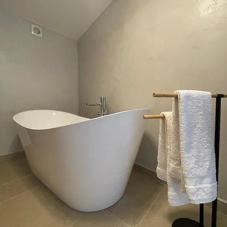 בית נופש - Vinha & Jardim - Adults-only Met Hottub & Zeezicht *